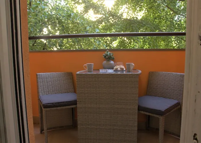 Tenigo Apartamento *